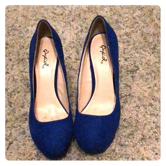 Blue Suede heels - Picture 1 of 4
